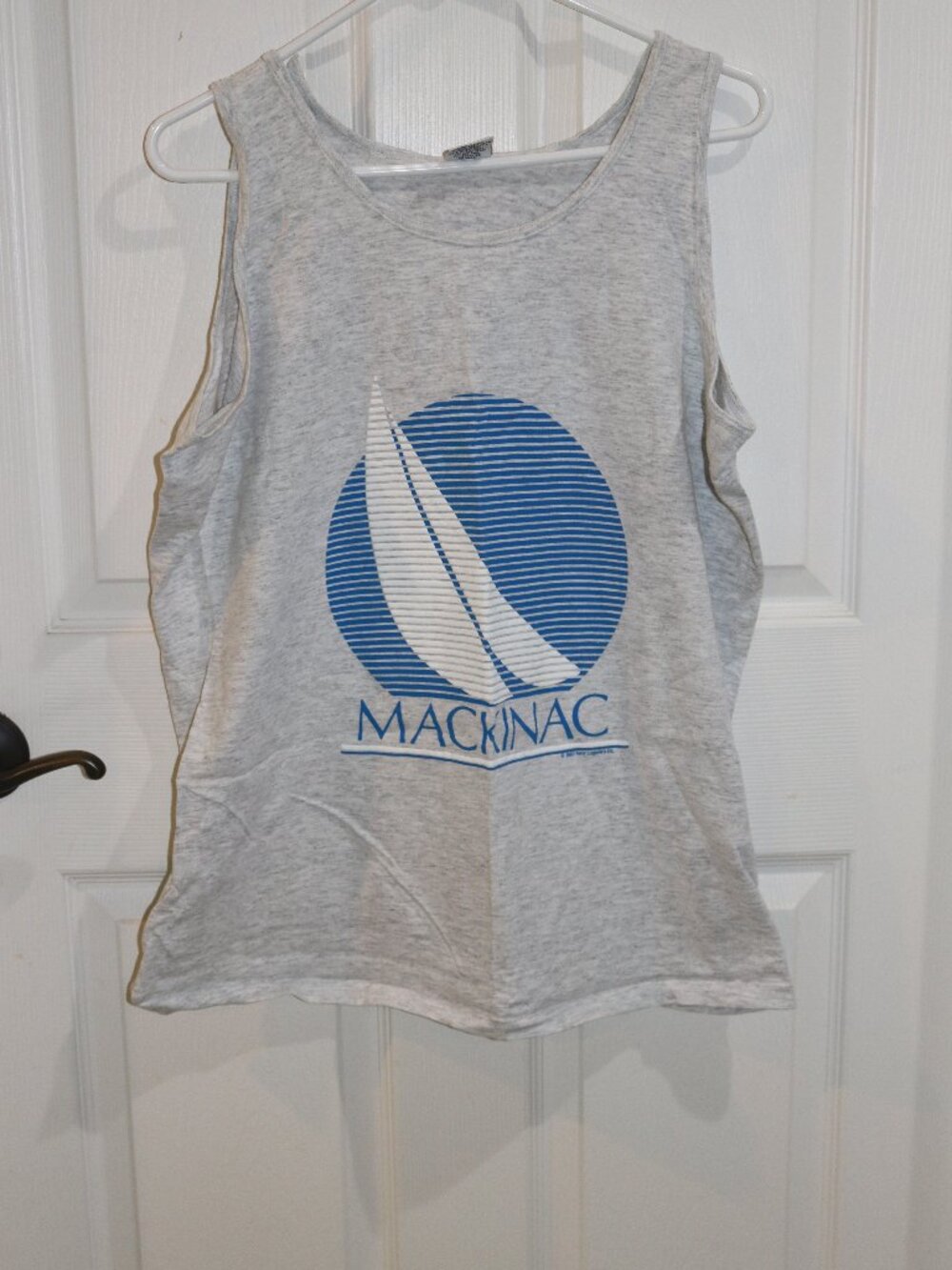 Signal Mega-Tee Women's gray Mackinaw Island tank top. XL.